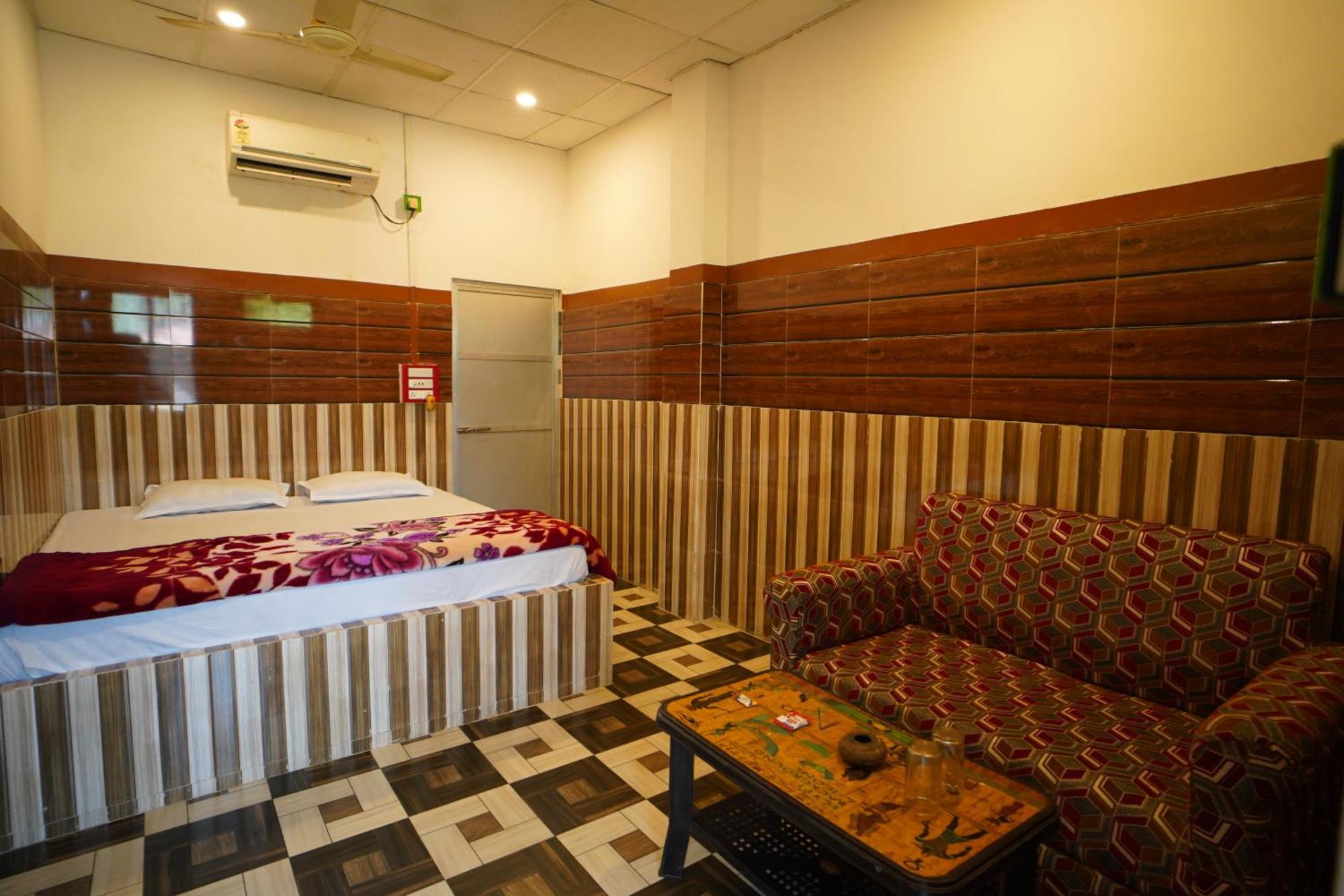 Lake View Village Resort Tajpur Extérieur photo