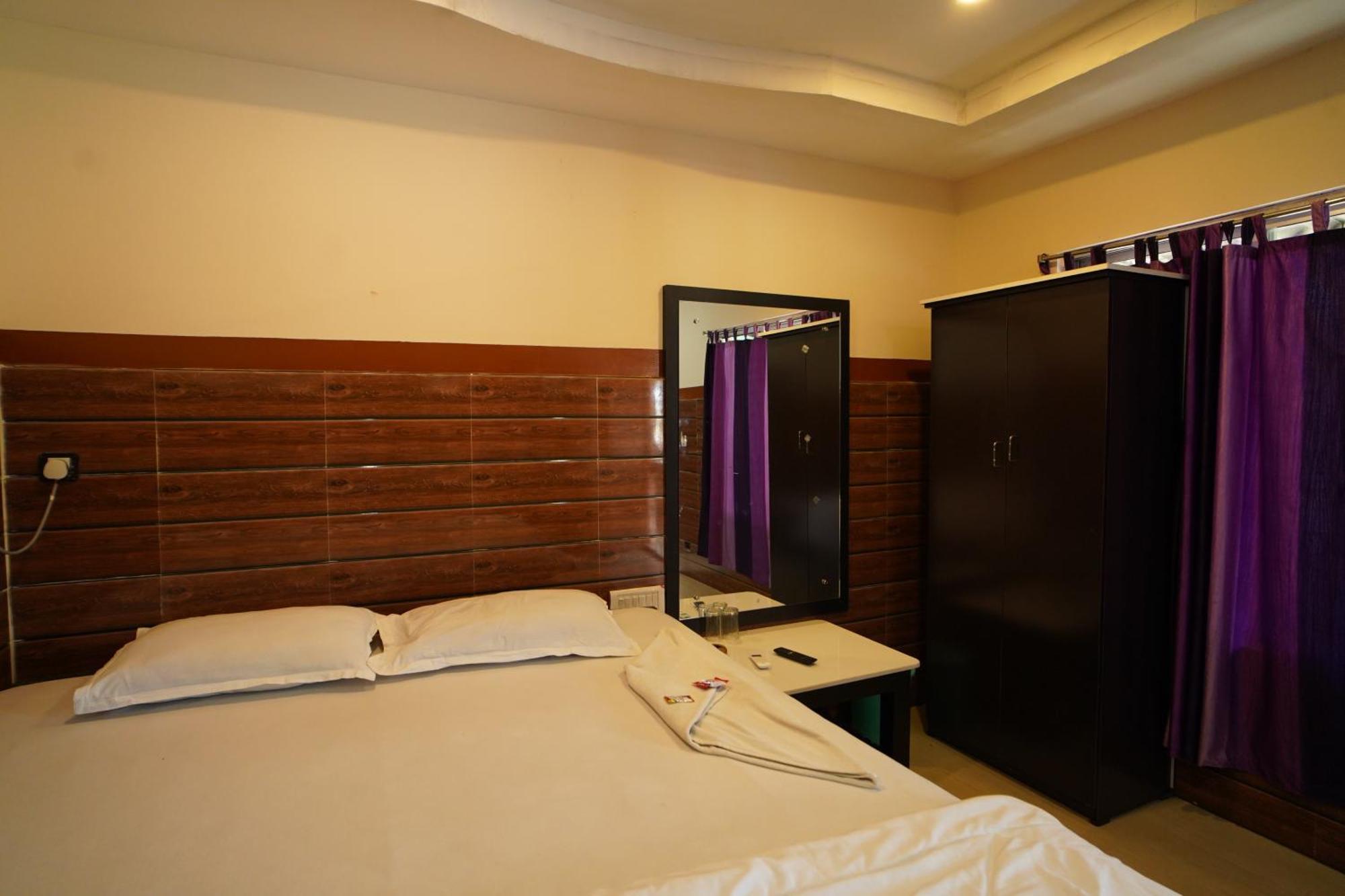 Lake View Village Resort Tajpur Extérieur photo