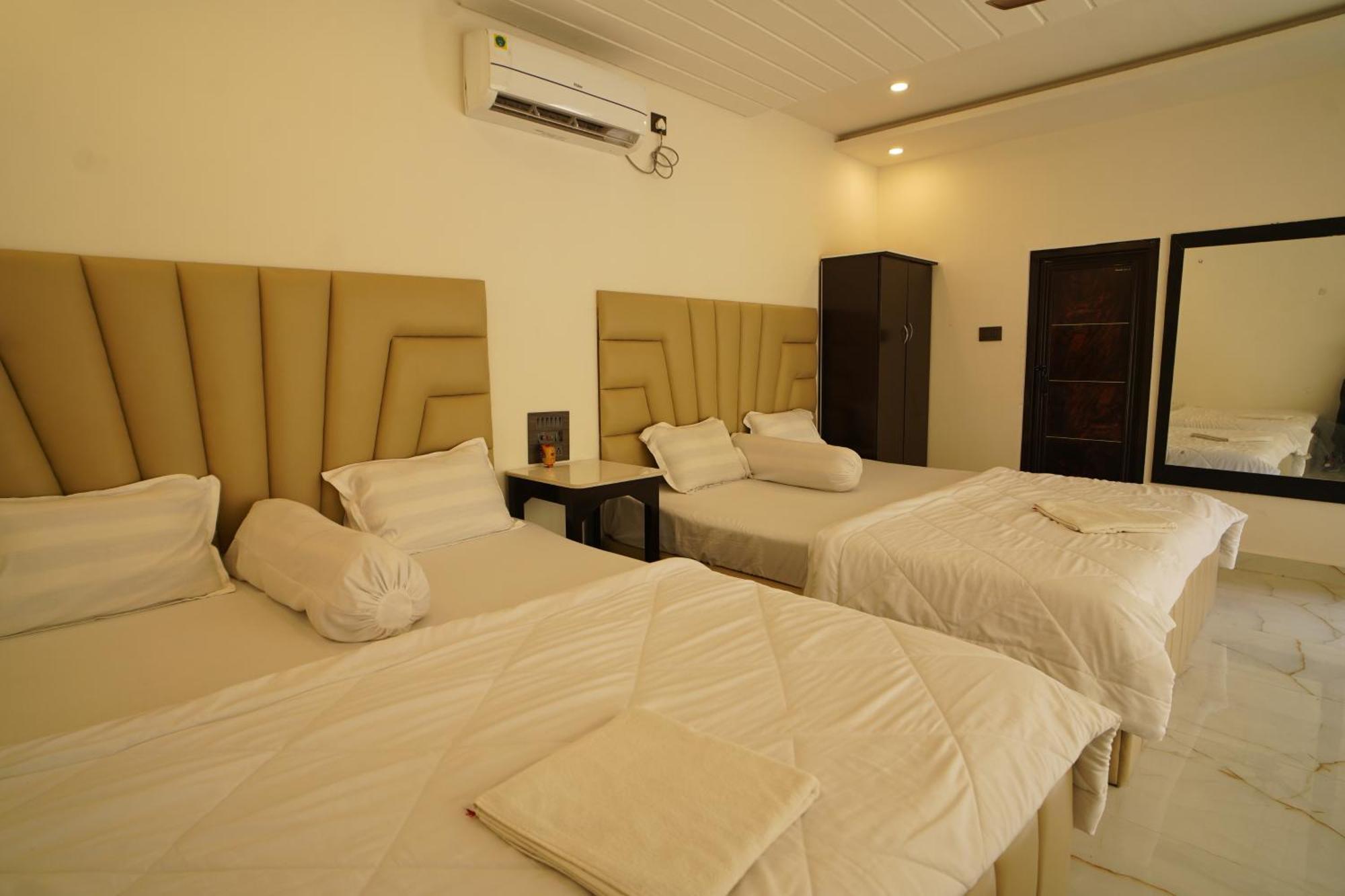 Lake View Village Resort Tajpur Extérieur photo