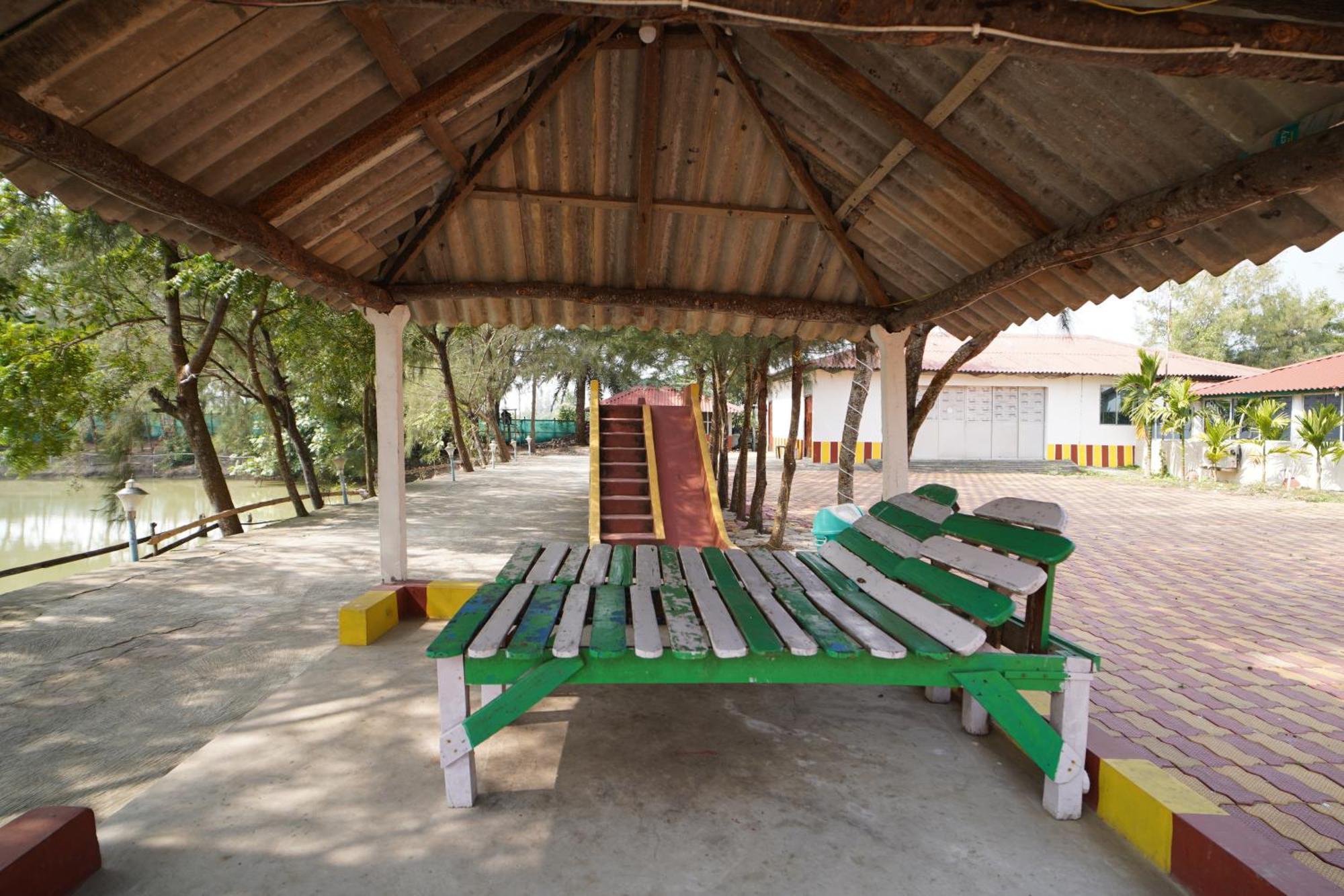 Lake View Village Resort Tajpur Extérieur photo