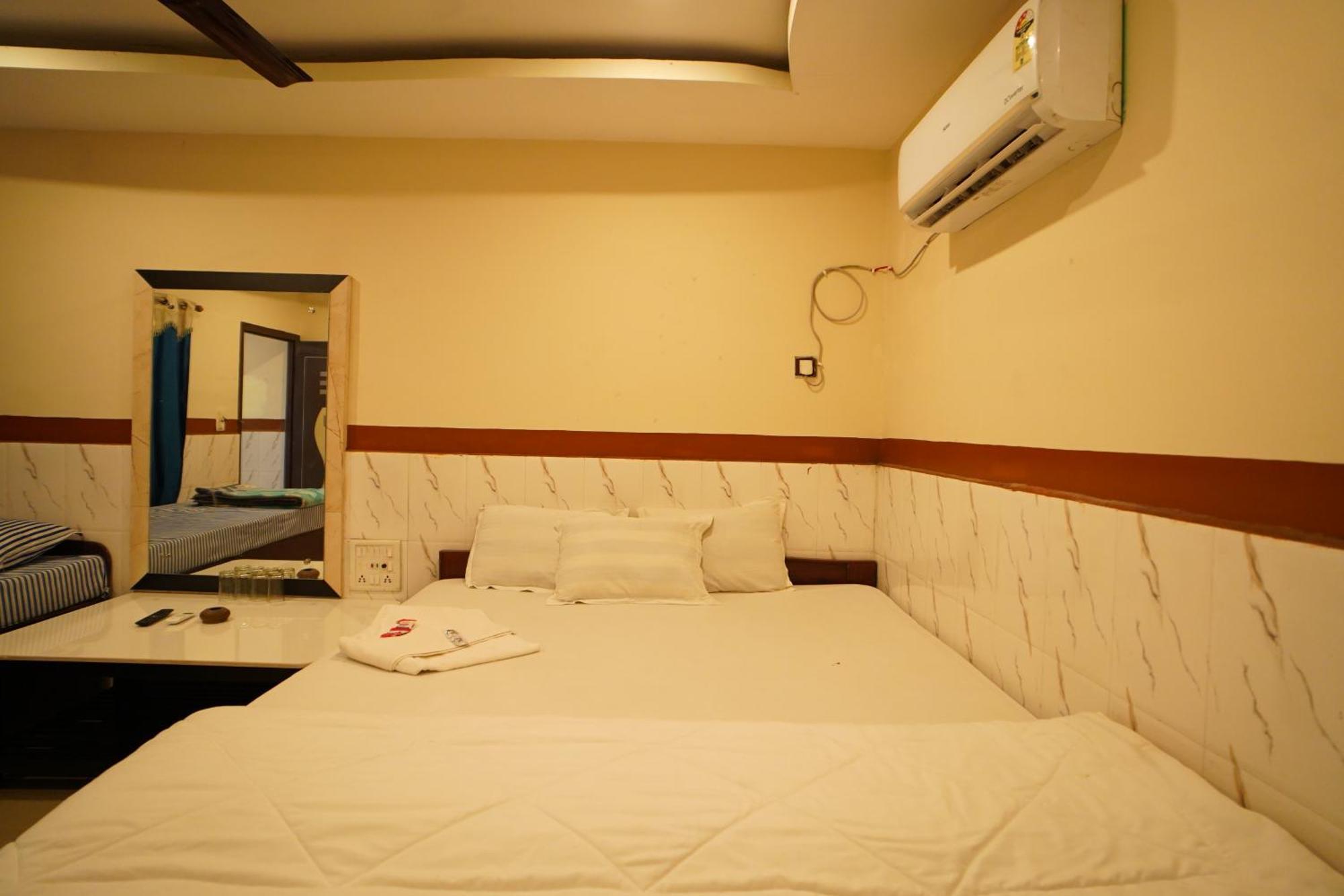 Lake View Village Resort Tajpur Extérieur photo