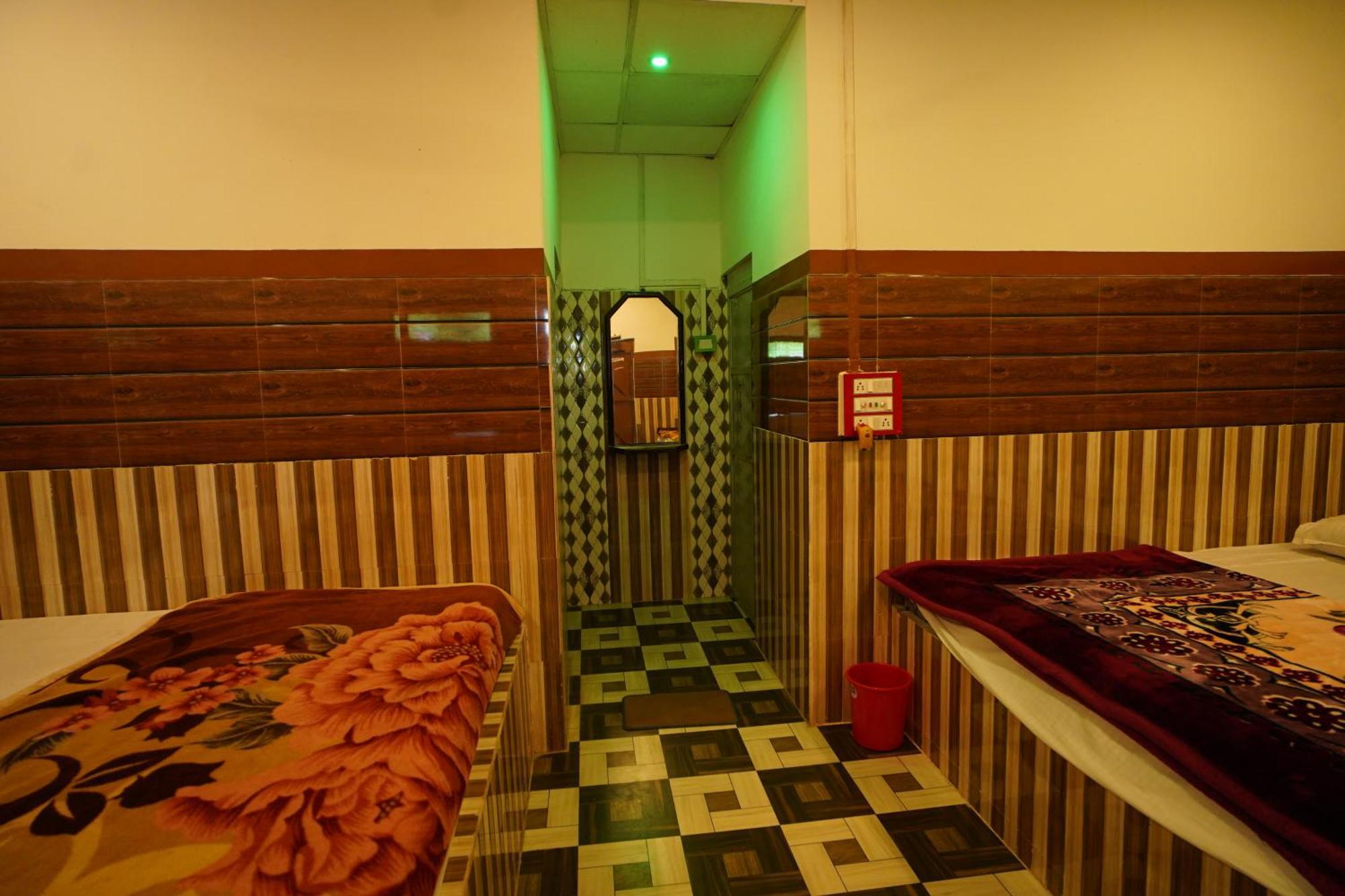 Lake View Village Resort Tajpur Extérieur photo