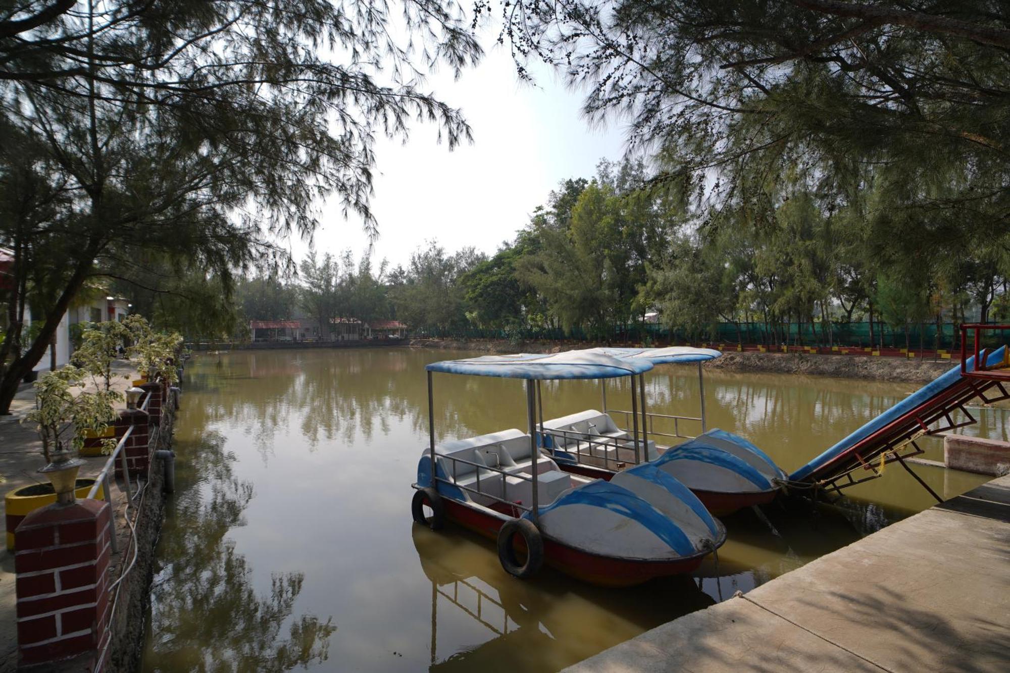 Lake View Village Resort Tajpur Extérieur photo