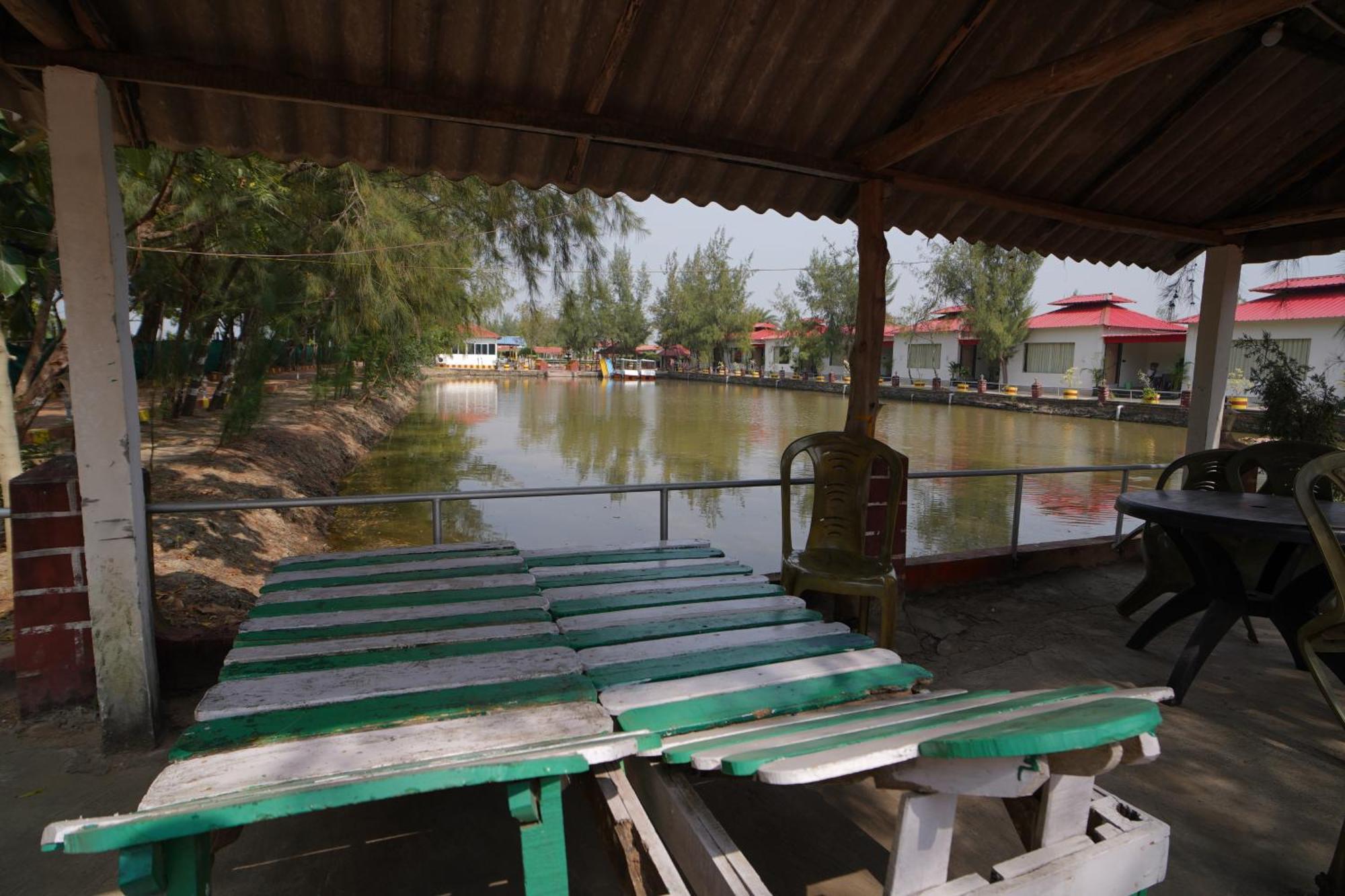 Lake View Village Resort Tajpur Extérieur photo