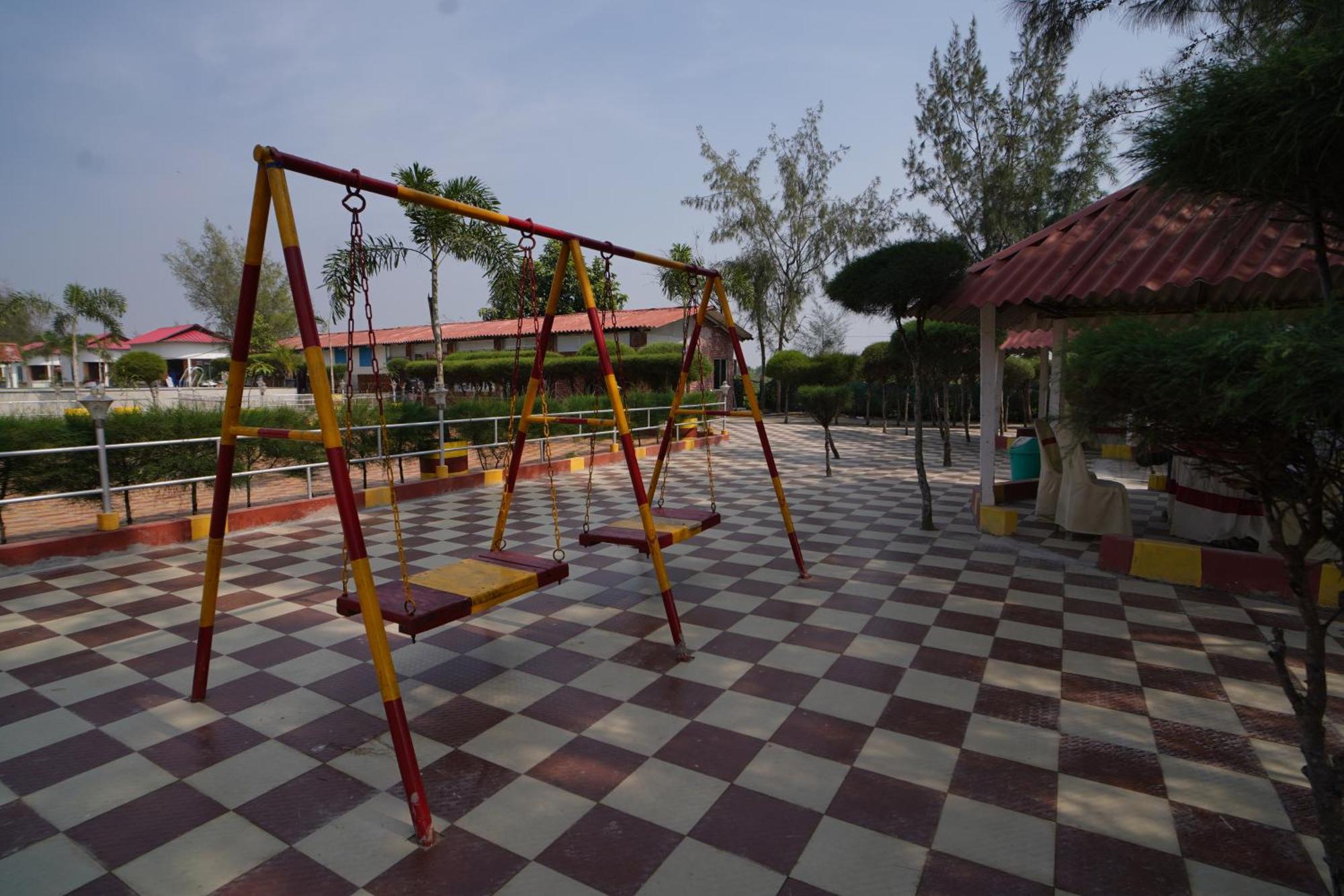 Lake View Village Resort Tajpur Extérieur photo
